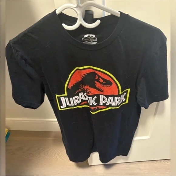 Jurassic Park Short Sleeve T-Shirt - Picture 3 of 5